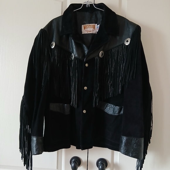 Schott NYC Western Black Tooled Leather Conchos Fringed Jacket 46 USA Vintage. - Picture 8 of 12